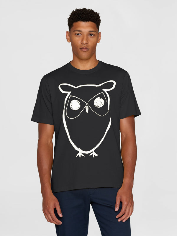 KnowledgeCotton Apparel - MEN Regular big owl front print t-shirt - GOTS T-shirts 1300 Black Jet
