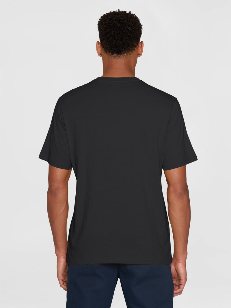 KnowledgeCotton Apparel - MEN Regular big owl front print t-shirt - GOTS T-shirts 1300 Black Jet