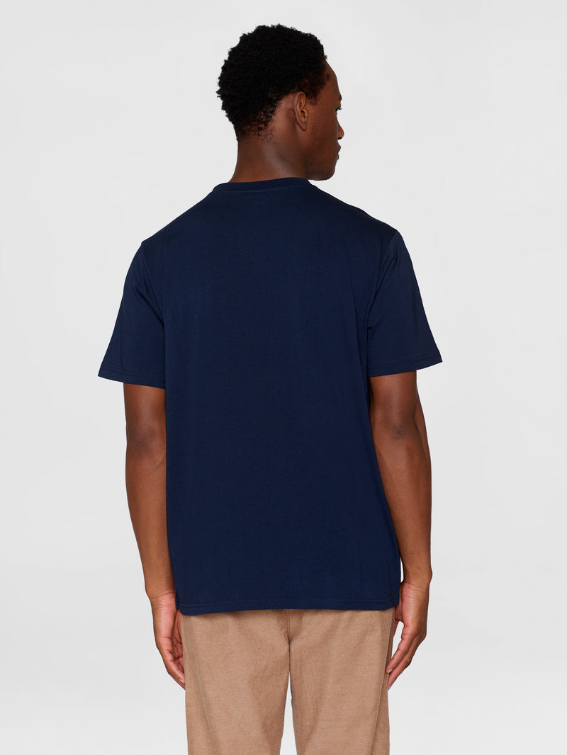 KnowledgeCotton Apparel - MEN Regular fit single jersey wave chest t-shirt - GOTS/Vegan T-shirts 1412 Night Sky